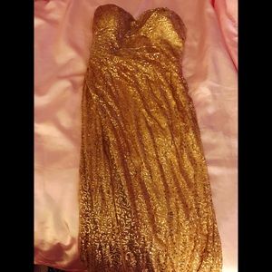 Young ladies prom dress Size medium